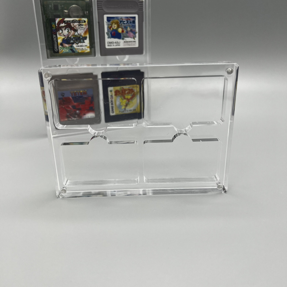 Custodia rigida per cartucce c - Game Boy Cartridge Holder recensione e prezzo