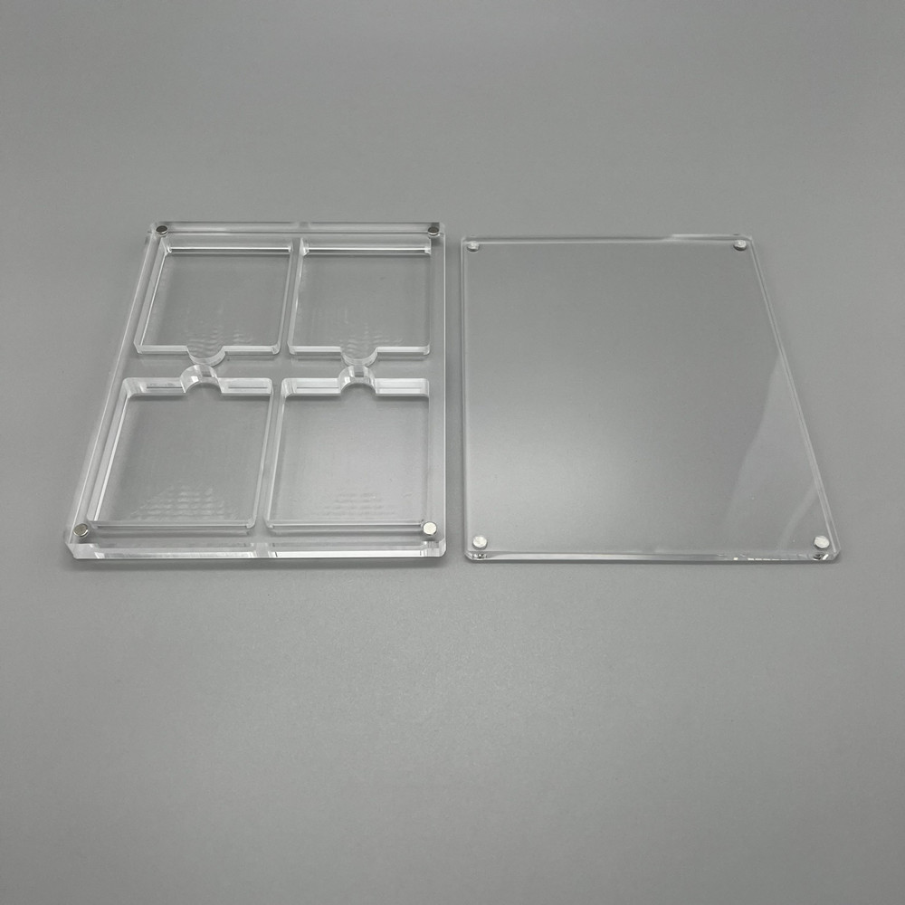 Custodia rigida per cartucce d - Game Boy Cartridge Holder recensione e prezzo