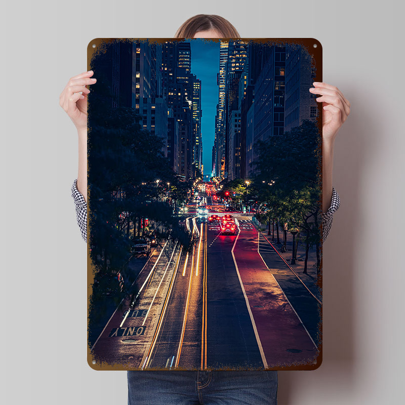 Tudor City Nightshot - Poster  - Retro Poster Gaming recensione e prezzo