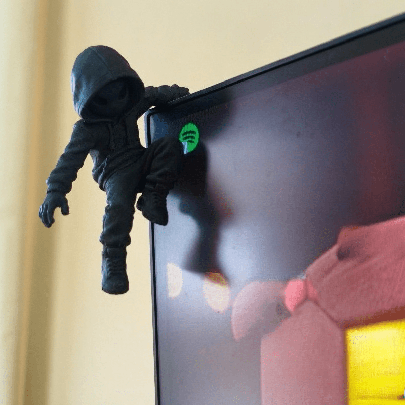 Statuetta Mini Alien con Cappu - Retro Gaming Monitor recensione e prezzo